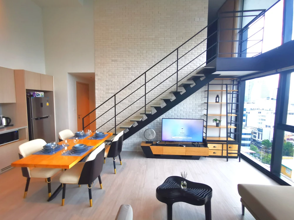For rent: The Lofts Silom, high floor, fully furnished, reserve now!