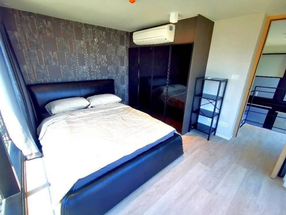 ให้เช่า The Lofts สีลม 2 ห้องนอน ชั้น 15 ได้วิวสูง มาพร้อมสิ่งอำนวยความสะดวกครบ จองเลย