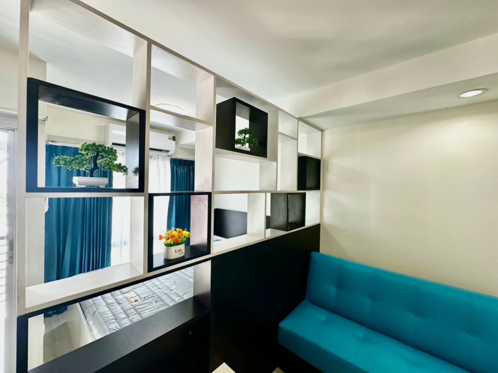 For rent: The Log 3 Sukhumvit 101/1, 8th floor, fully furnished, very livable. Book now! (Quickly!)