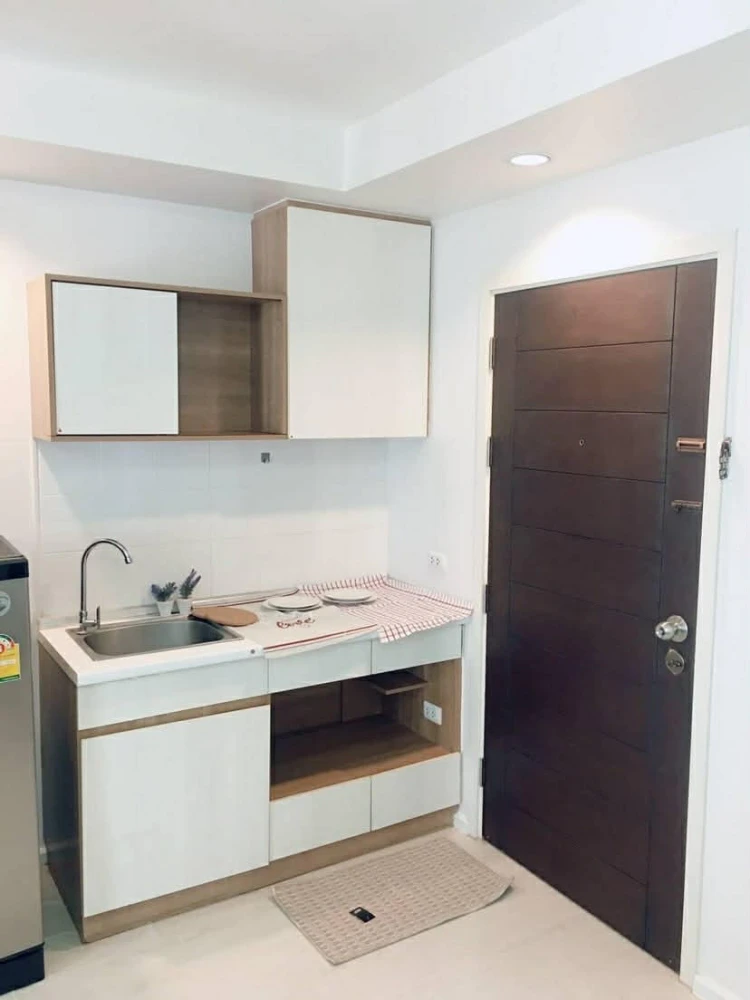 For rent: The Log 3 Sukhumvit 101/1. Fully furnished with appliances. Just bring your personal belongings and move in.