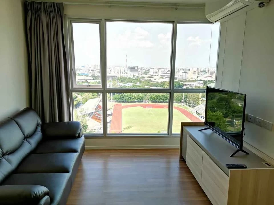 For rent: The LPN Selected Kaset-Ngamwongwan, large corner room, 35 sq m, 19th floor, book now, don't delay.