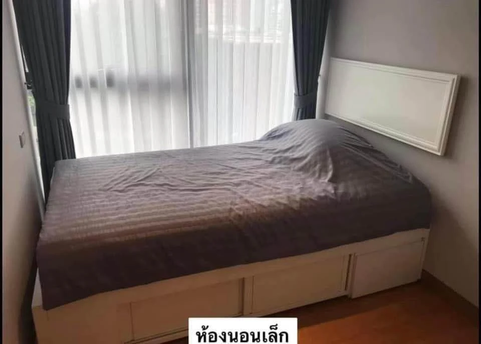 For rent: The Lumpini 24, 5th floor, not crowded, not crowded with people using the elevator, open balcony view, no buildings blocking, fully decorate