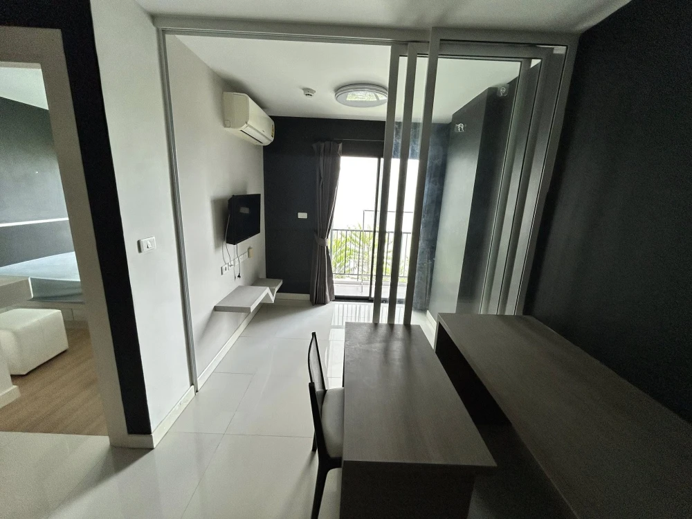 ให้เช่า The matrix condo ห้องพร้อมอยู่ เฟอร์พร้อม หิ้วกระเป๋ามาได้เลย ราคานี้หายากแล้วจองเลย