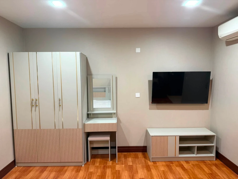For rent: The Metropolis, 1 bedroom, 1 bathroom, fully furnished. Don't just look, book it!