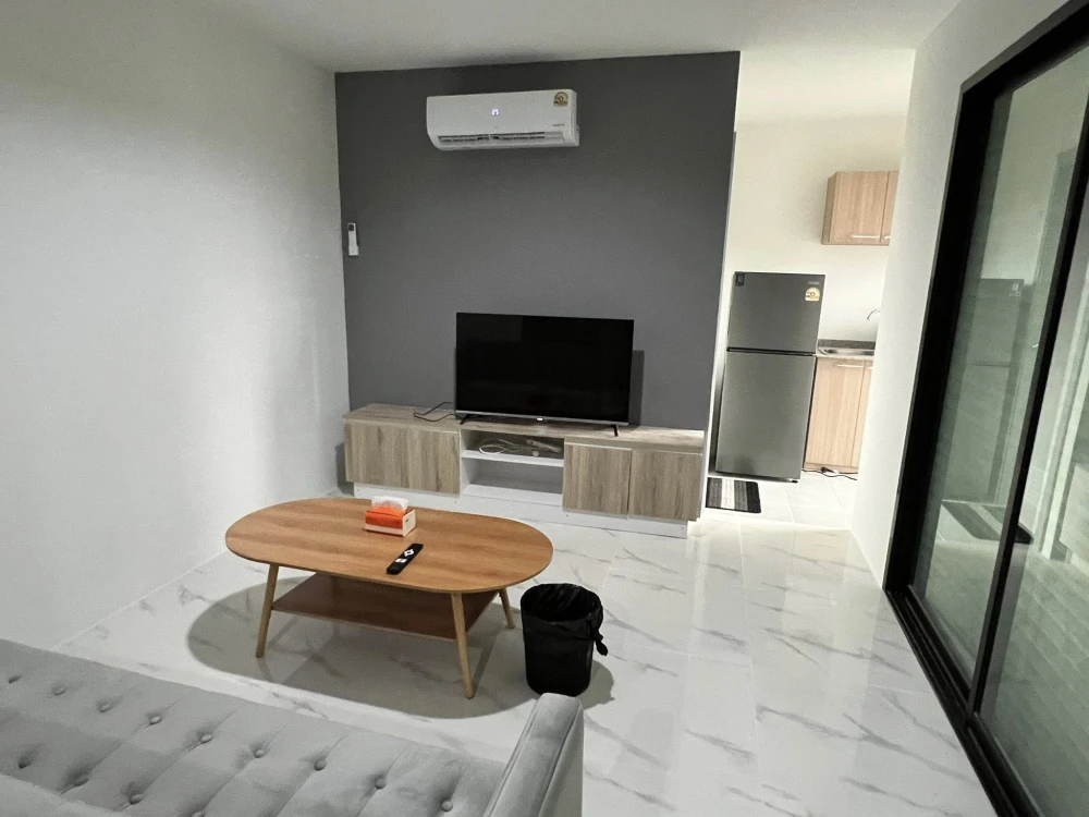 For rent: The Midtown Chaengwattana, ready to move in, fully furnished, spacious and comfortable room, hurry and reserve now!