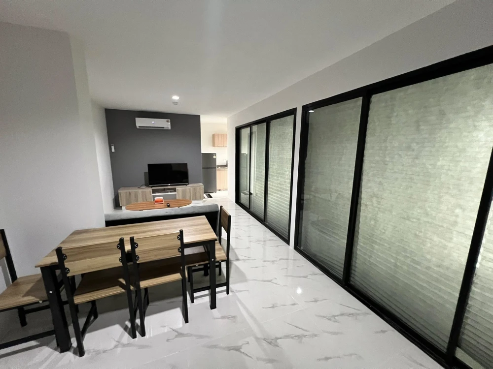 For rent: The Midtown Chaengwattana, ready to move in, fully furnished, spacious and comfortable room, hurry and reserve now!