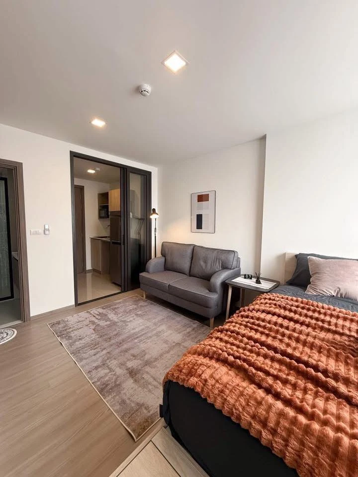 For rent: The Muve Pradipat, 1 bedroom, 1 bathroom, decorated in a cool theme, good location, fully furnished, reserve now!