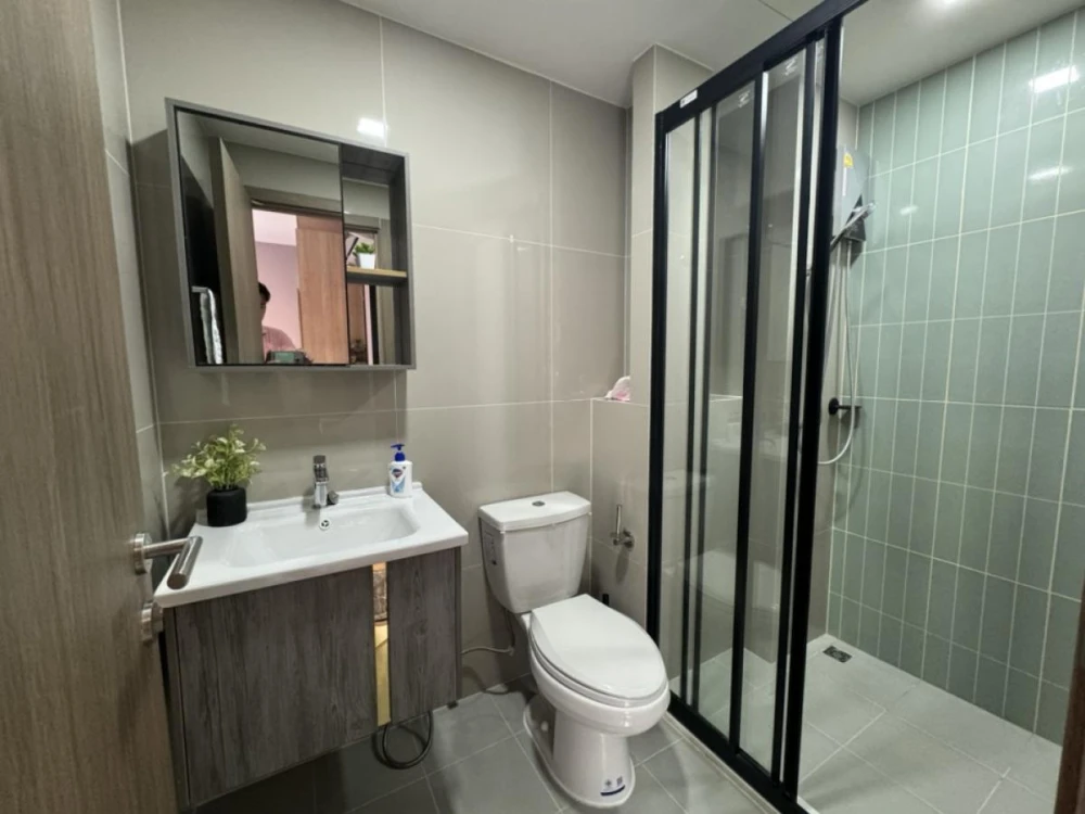 For rent: The Muve Ram 22, 2nd floor, nice room, fully furnished, reserve now, don't miss out!