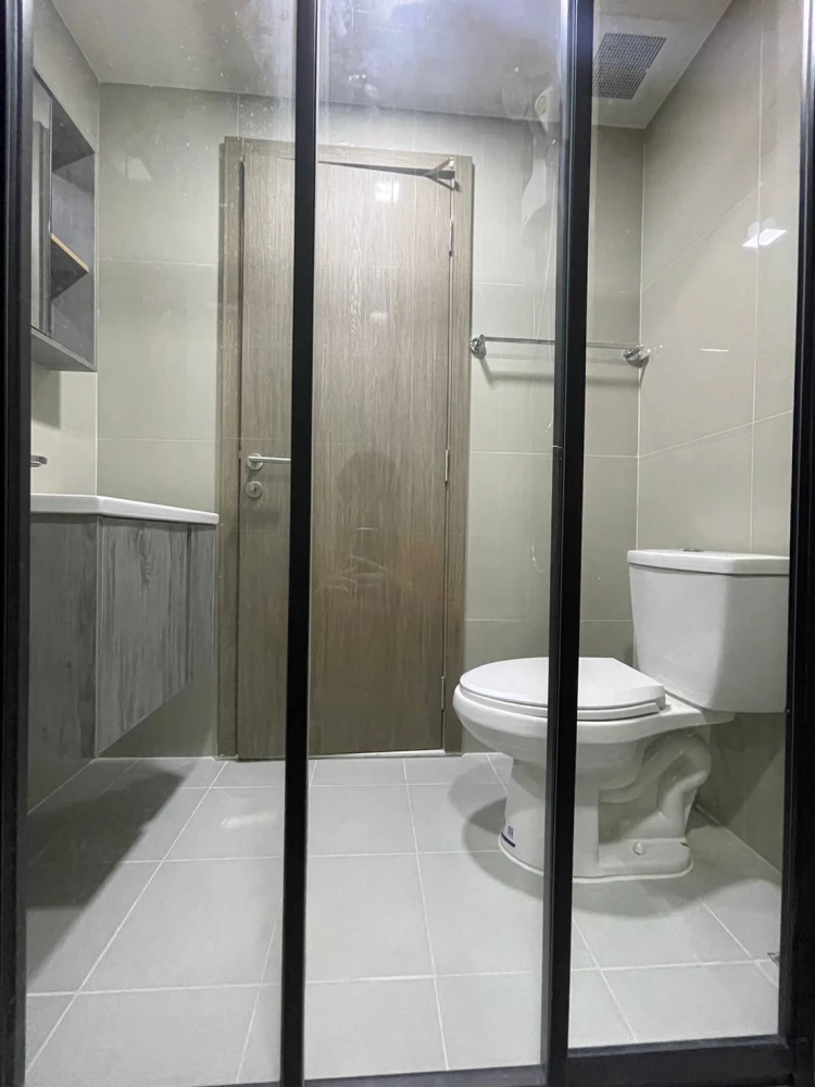 For rent: The Muve Ram 22, a nice room with washing machine and complete furniture at a great price. Book now.