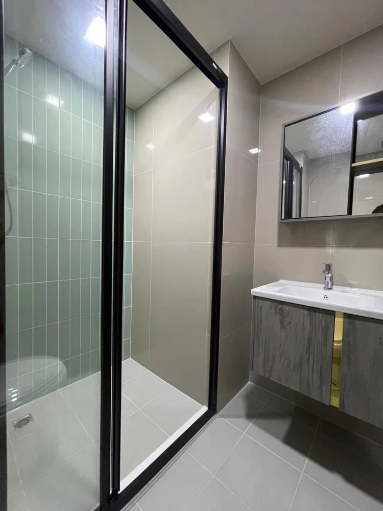For rent: The Muve Ram 22, a nice room with washing machine and complete furniture at a great price. Book now.