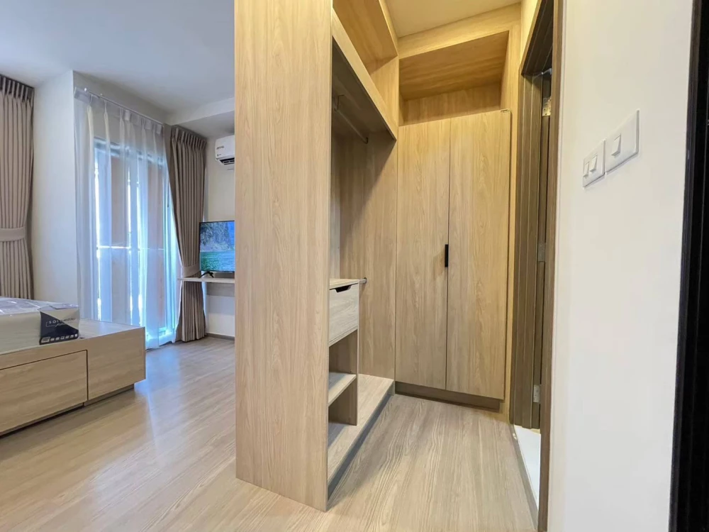 For rent: The Muve Ram 22, a nice room with washing machine and complete furniture at a great price. Book now.