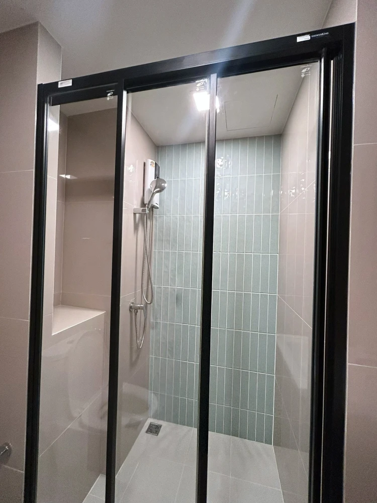 For rent: The Muve Sukhumvit 107, 2 bedrooms, 2 bathrooms, spacious living area, fully furnished, convenient location. Book now!