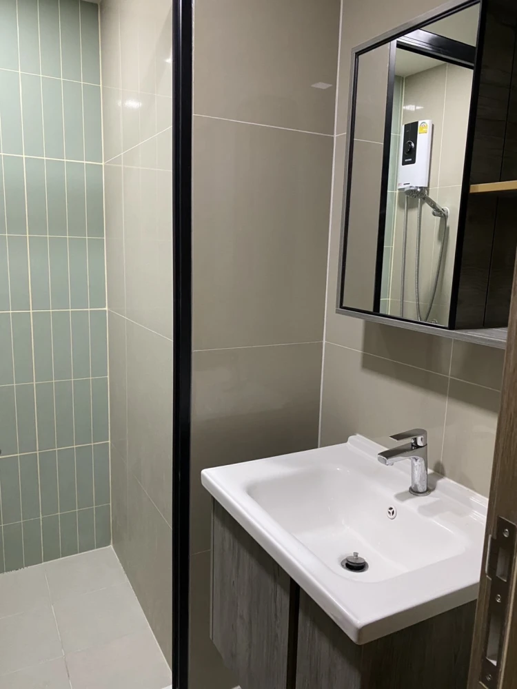 For rent: The Muve Bang Khae Phase 1, ready-to-move-in room, furnished, just bring your bag!!!
