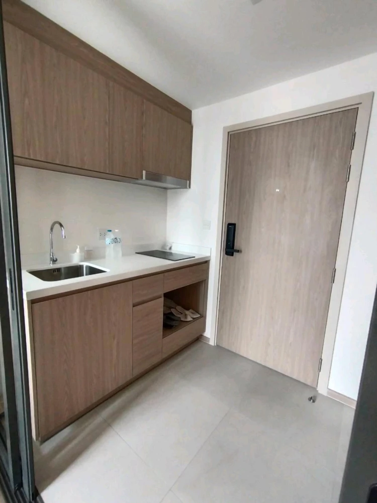 For rent: The Nest Chula Samyan, 6th floor, fully furnished, very livable. Book now! Don't miss out!