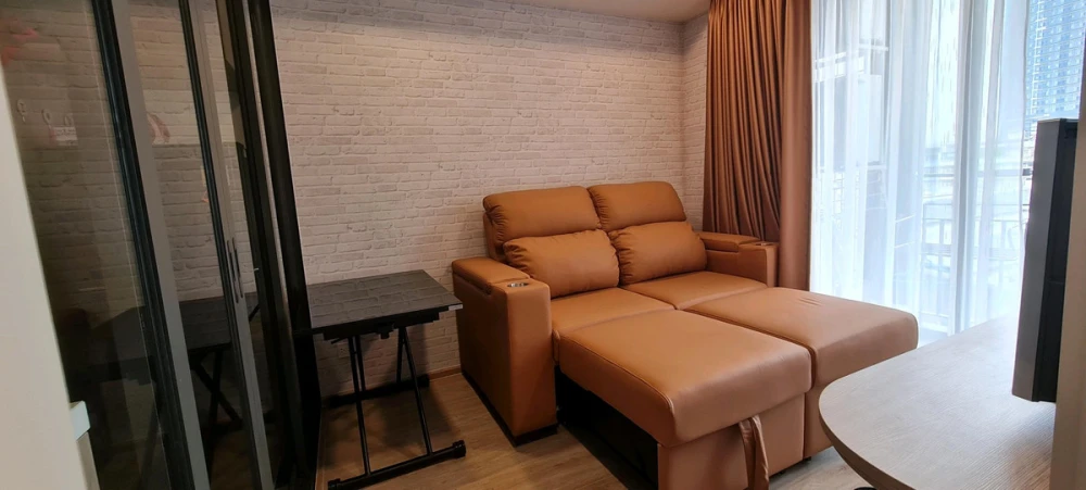 For rent: The Nest Chula Samyan, 6th floor, fully furnished, very livable. Book now! Don't miss out!