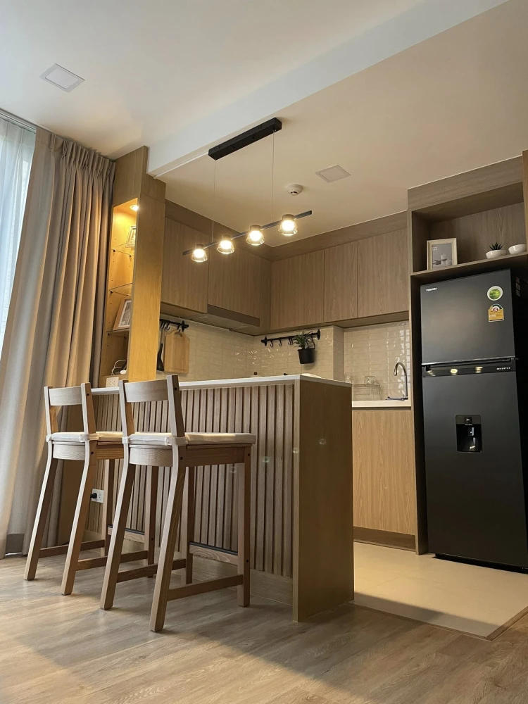 For rent: The Nest Chula Samyan, Building B, corner room, with parking, swimming pool view, fully furnished, built-in, book now