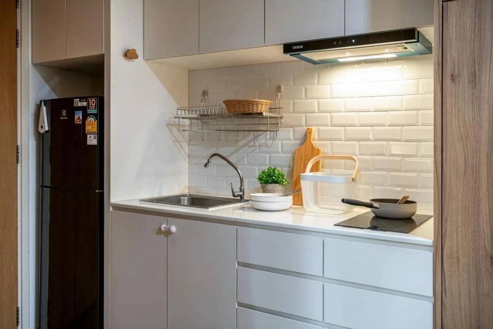 Spacious and comfortable rooms for rent at The Nest Ploenchit, fully furnished. Book now!