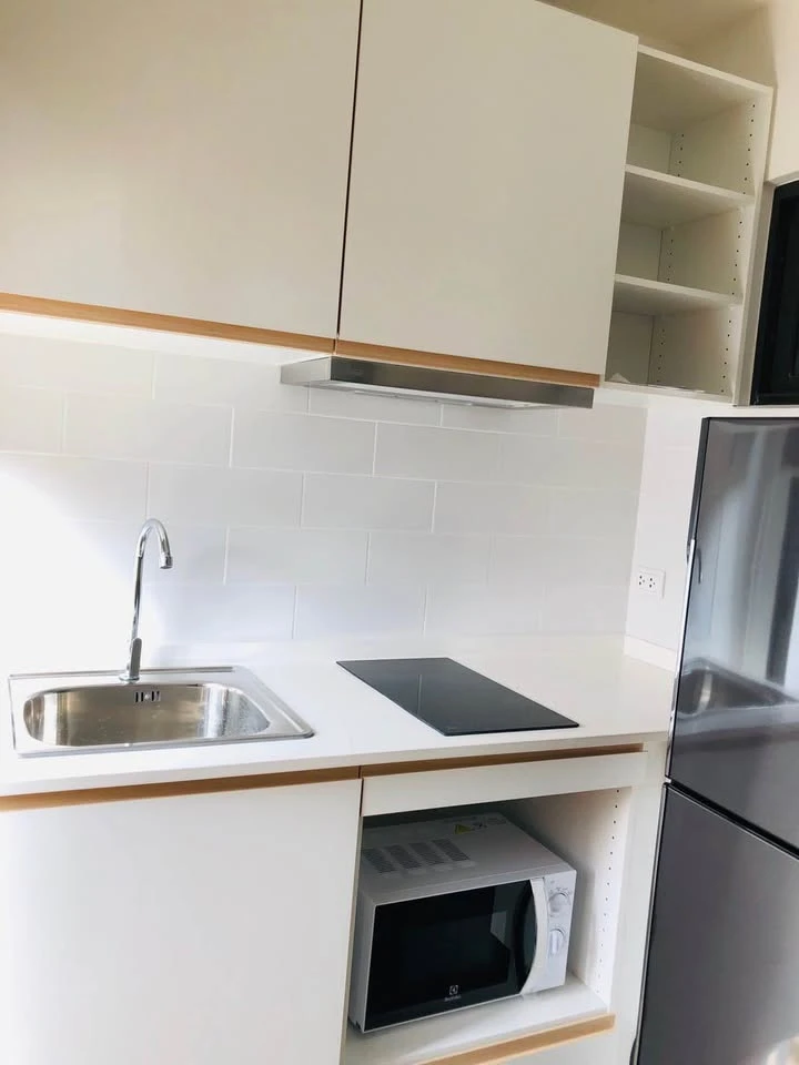 For rent: The Nest Sukhumvit 22, 4th floor unit. Spacious area. Book now!
