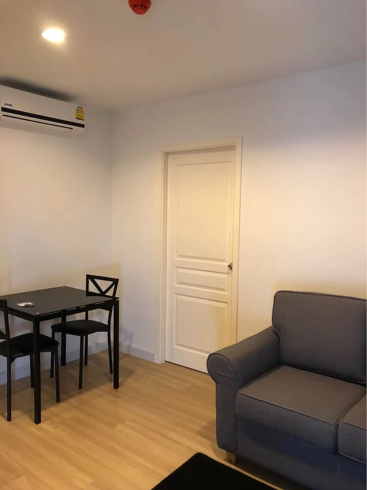 For rent: The Nest Sukhumvit 22, 4th floor unit. Spacious area. Book now!