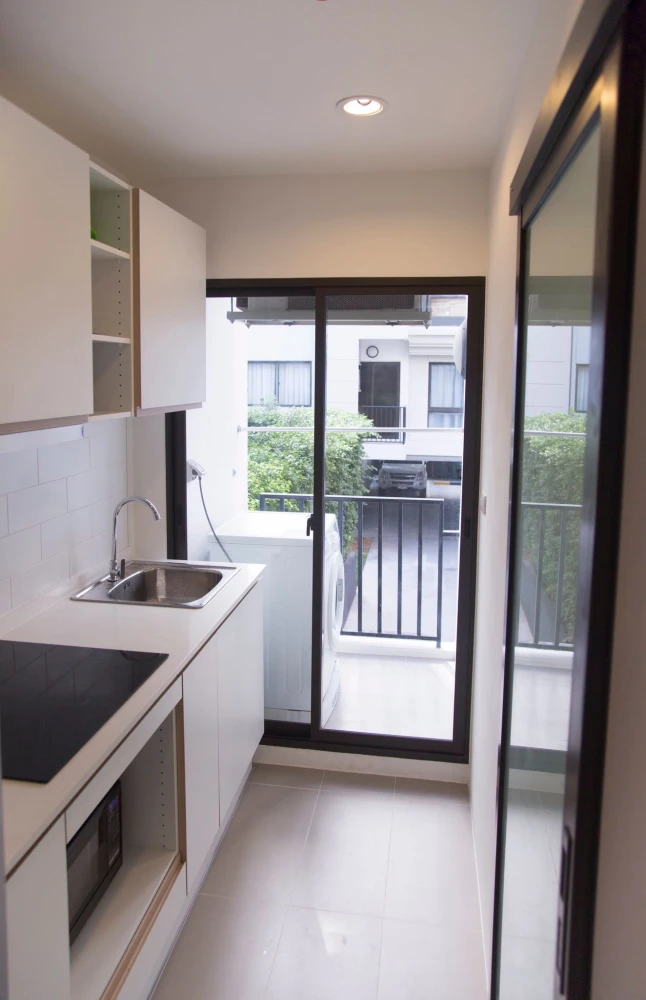 For rent: The Nest Sukhumvit 22, 2 bedrooms, 2 bathrooms. Spacious and comfortable living area. Book now!