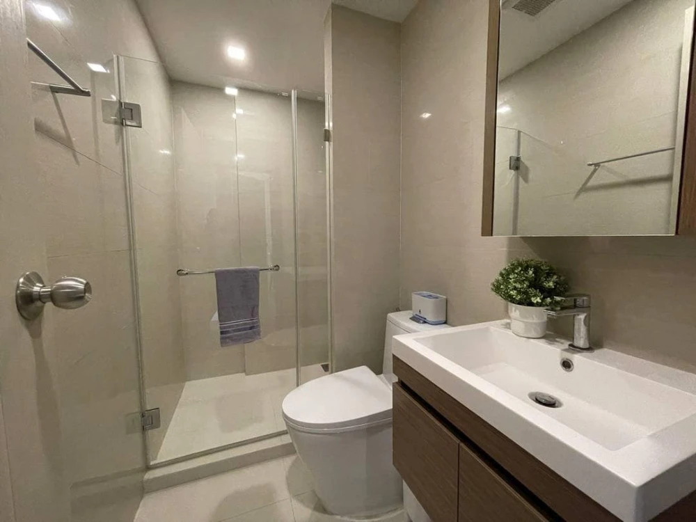 For rent: The Nest Sukhumvit 64, 1 bedroom, 1 bathroom, fully furnished. Good like this, hurry and reserve now.