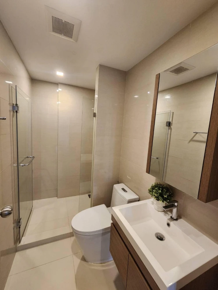 For rent: The Nest Sukhumvit 64, 1 bedroom, 1 bathroom, fully furnished. Good like this, hurry and reserve now.
