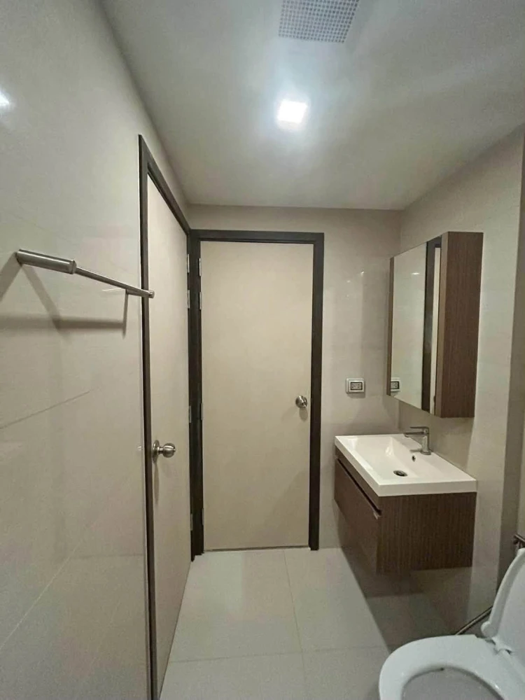 Premium 1 Bedroom unit for rent at The Nest Sukhumvit 64 Phase 2. Pool view from bedroom and balcony. Reservation required.