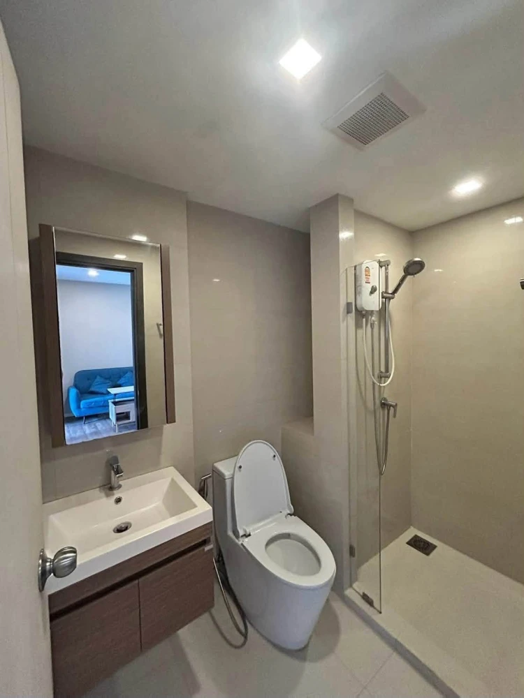 Premium 1 Bedroom unit for rent at The Nest Sukhumvit 64 Phase 2. Pool view from bedroom and balcony. Reservation required.