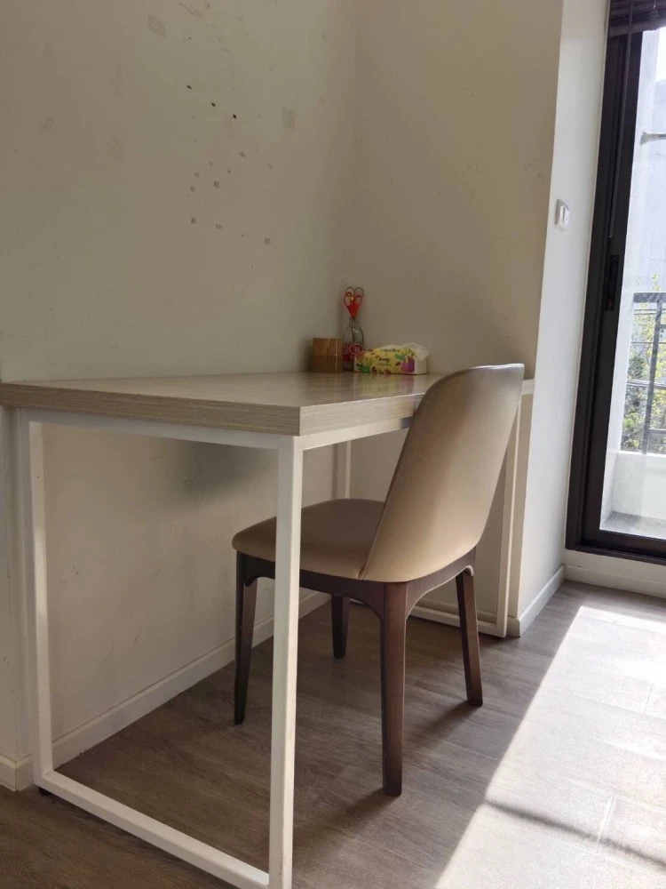 For rent: The Nest Sukhumvit 64, a nice room on the 4th floor, fully furnished and equipped with appliances. Hurry and reserve now!