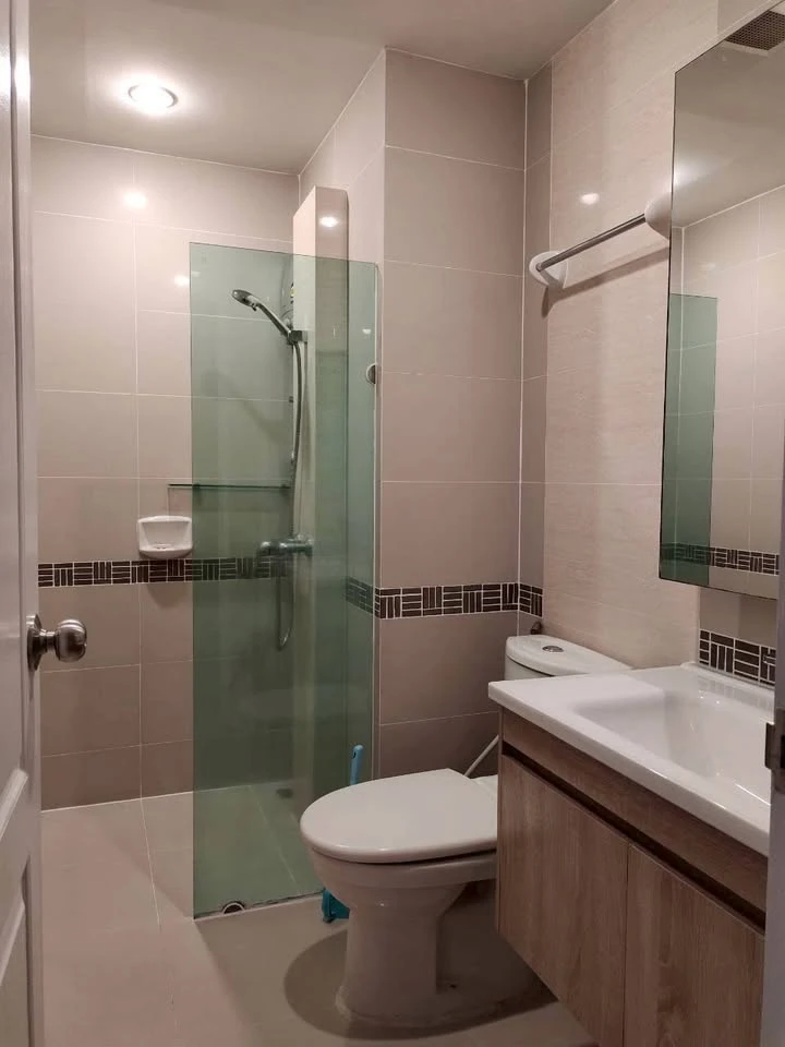 Studio room for rent at The Next Sukhumvit 52, fully furnished. Book now!