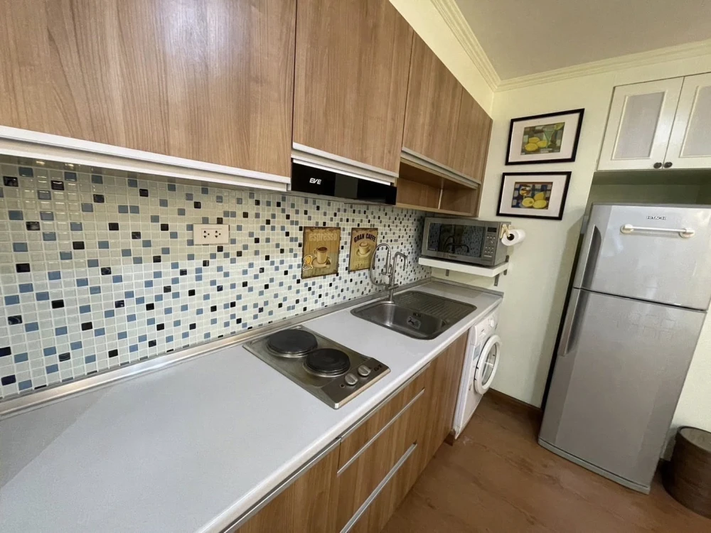 For rent: The Next Sukhumvit 52, 2 bedrooms, 2 bathrooms, with built-in furniture, a view of trees that is pleasing to the eye. If you don't book, you