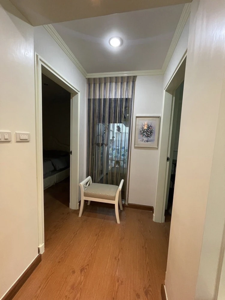 For rent: The Next Sukhumvit 52, 2 bedrooms, 2 bathrooms, with built-in furniture, a view of trees that is pleasing to the eye. If you don't book, you