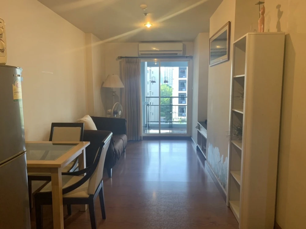 For rent: The Next Sukhumvit 52, 6th floor, swimming pool view, lots of usable space, very comfortable, book now, don't hesitate.