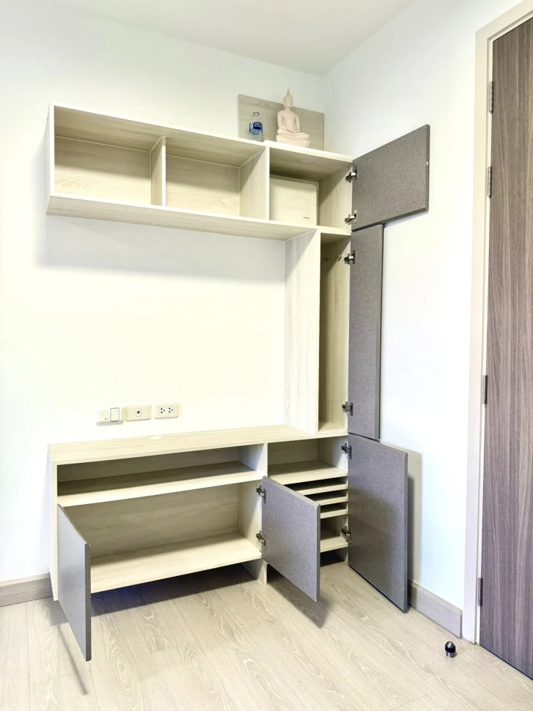 For rent: The Niche ID Rama 2, 1 bedroom, 1 bathroom, complete with amenities and common areas. Hurry and reserve now!