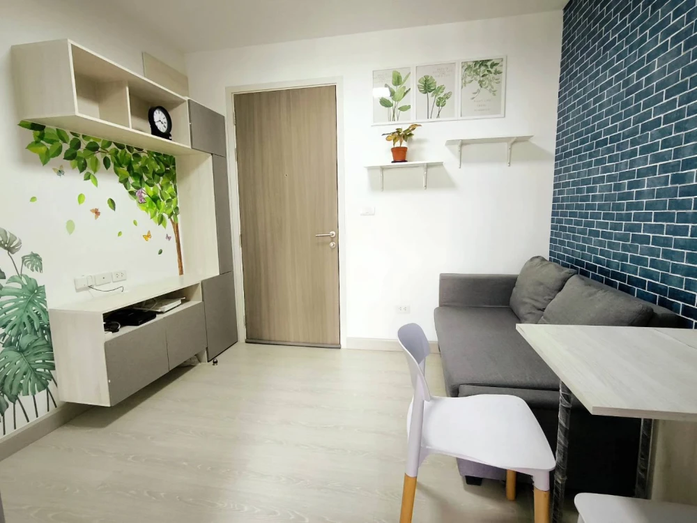 For rent: The Niche ID Rama 2, 5th floor, pool view, fully furnished room, ready to move in, book now, don't miss out.