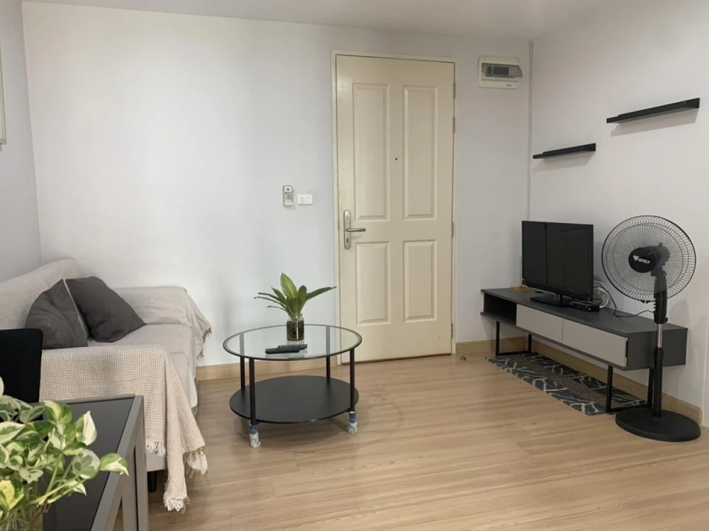 For rent: The Niche Mono Bangna, 4th floor, fully furnished, very livable. Book now! (Urgent!)