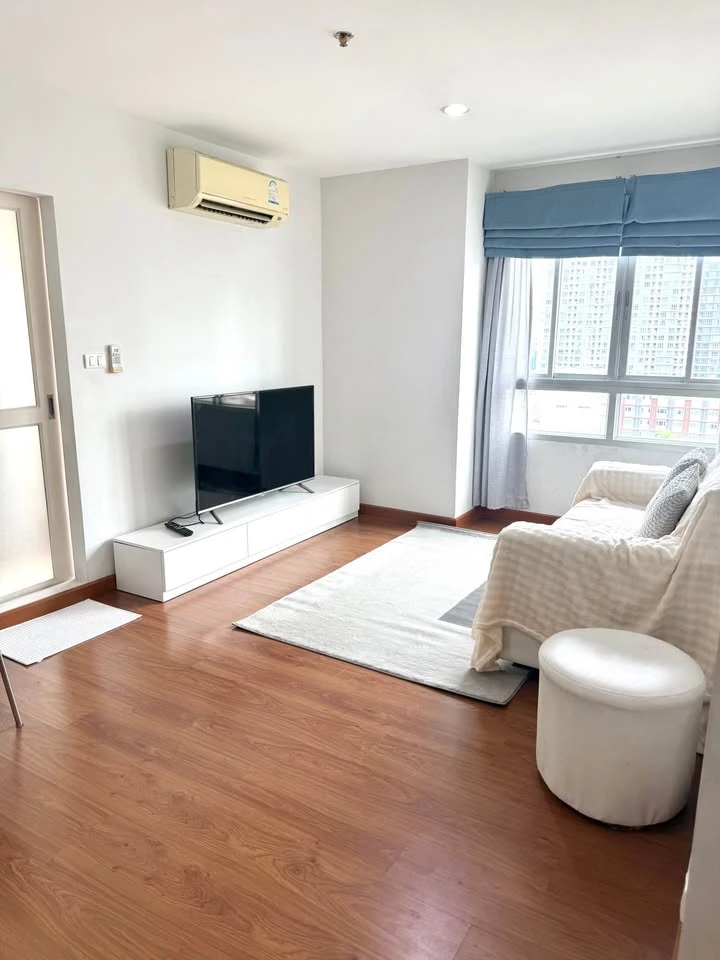 For rent: The Niche Ratchada - Huai Khwang, ready to move in, spacious room, fully furnished, reserve now!