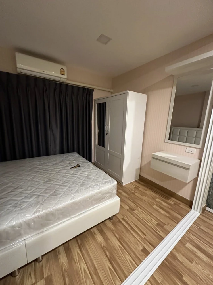 For rent: The One Plus D Huamak 12, 4th floor, nice room, fully furnished, reserve now, hurry!