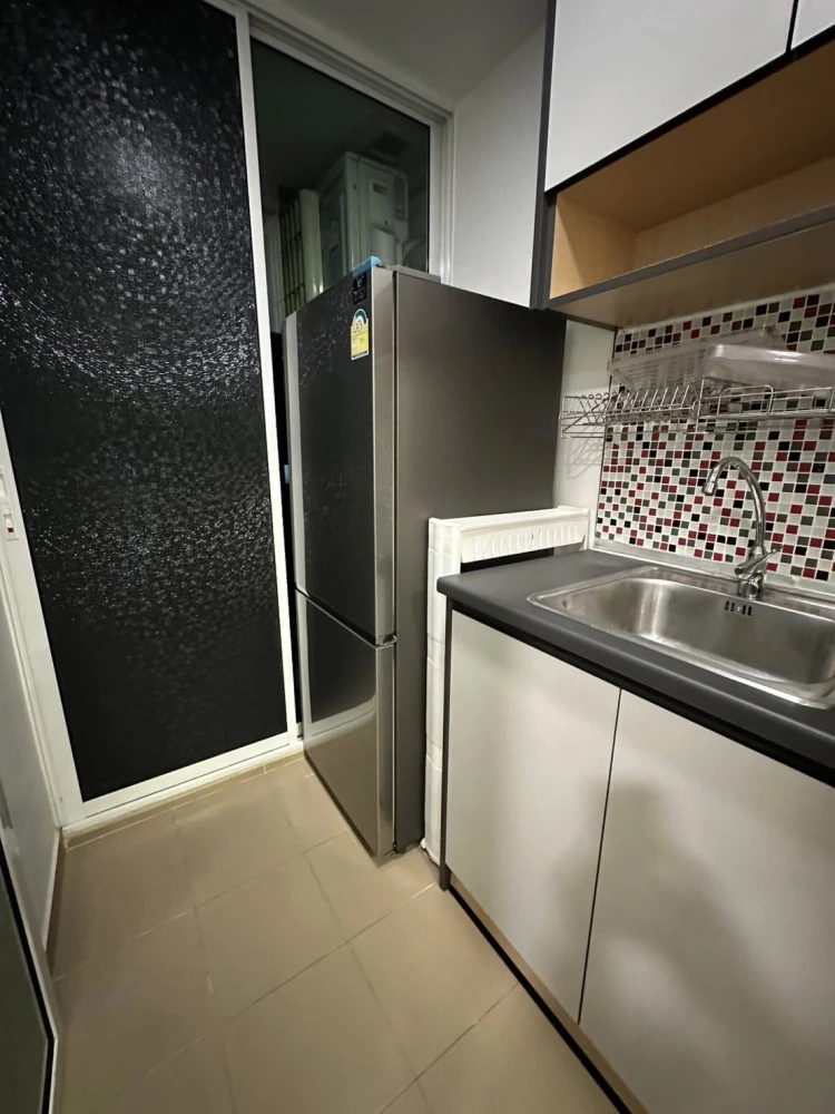 For rent: The One Plus D Huamak 12, 4th floor, nice room, fully furnished, reserve now, hurry!