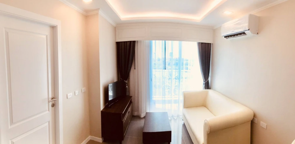 For rent: The Orient Resort and Spa, 5th floor, city view, fully furnished, reserve now, don't miss out!