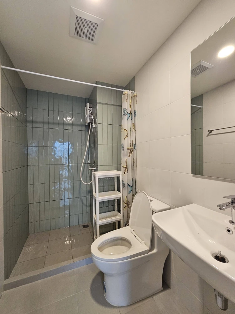 For rent: The Origin Bangkae, 7th floor unit, fully furnished, includes washing machine. Book now!