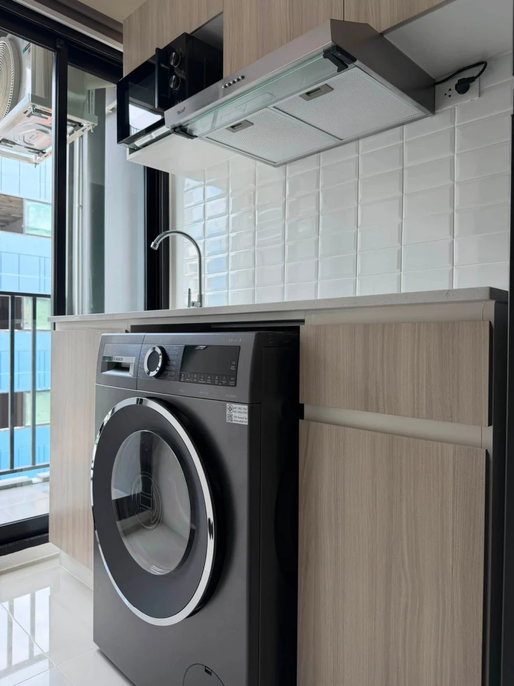 Studio apartment for rent at The Origin Bangkae. Fully furnished with appliances. Just bring your bags and move in!