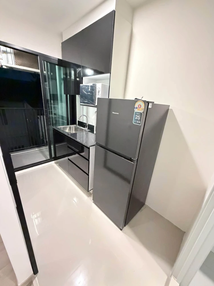 Studio apartment for rent at The Origin Bangkae. Fully furnished with appliances. Just bring your bags and move in!
