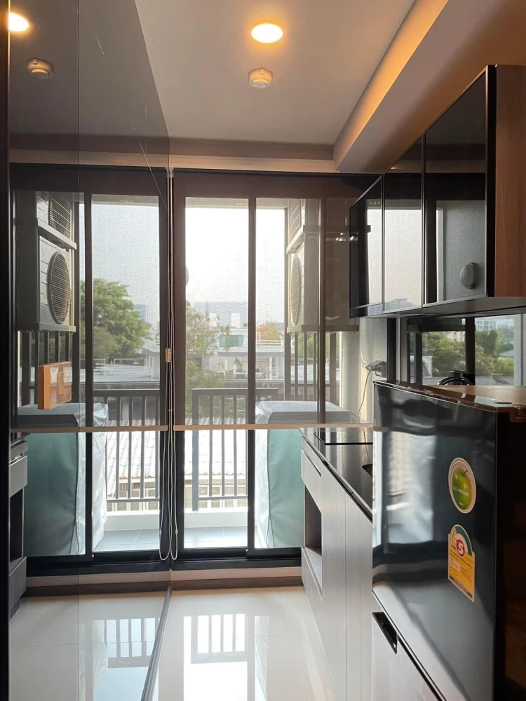 For rent: THE ORIGIN Ladprao 15. Nice room, fully furnished. Book now!