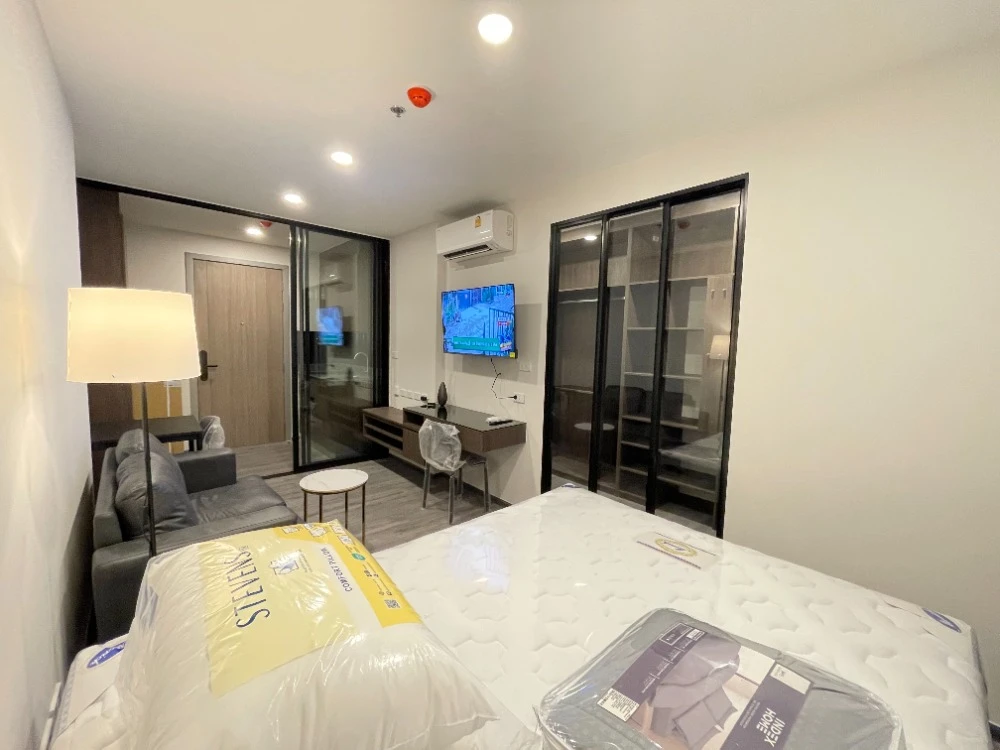 For rent: The Origin Ladprao-Bangkapi, 11th floor, pool view, fully furnished. Book now!