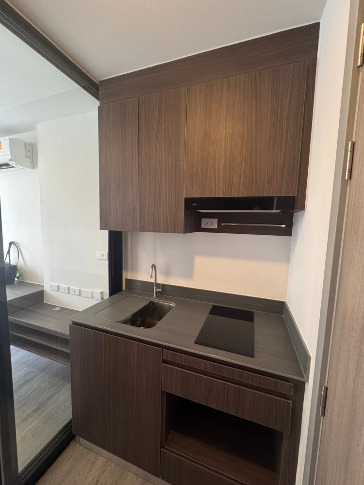 For rent: The Origin Ladprao-Bangkapi, 5th floor. Fully furnished and ready to move in. Book now!