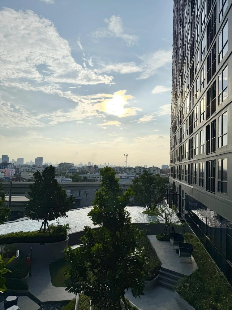 For rent: The Origin Ladprao-Bangkapi, 5th floor, beautiful room, ready to move in, view of the electric train and swimming pool, book now!