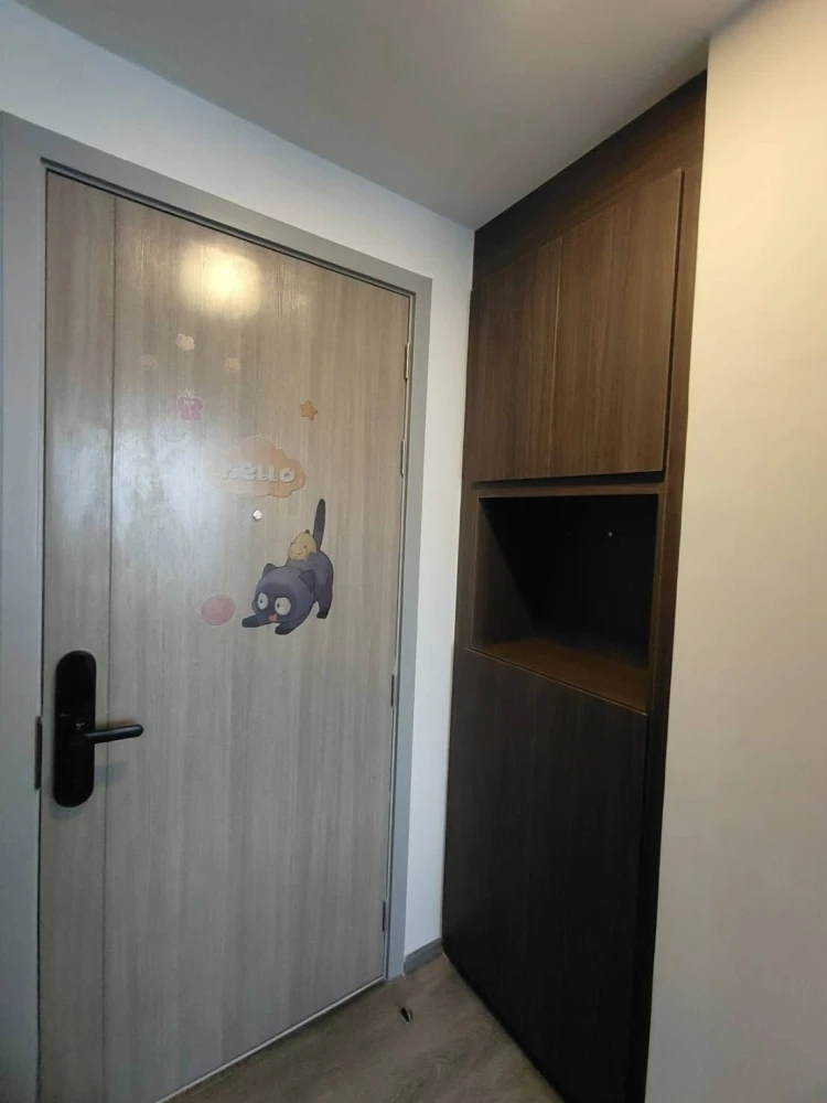 For rent: The Origin Ladprao-Bangkapi, 8th floor, near the elevator. Not hot, breezy. Don't miss out!