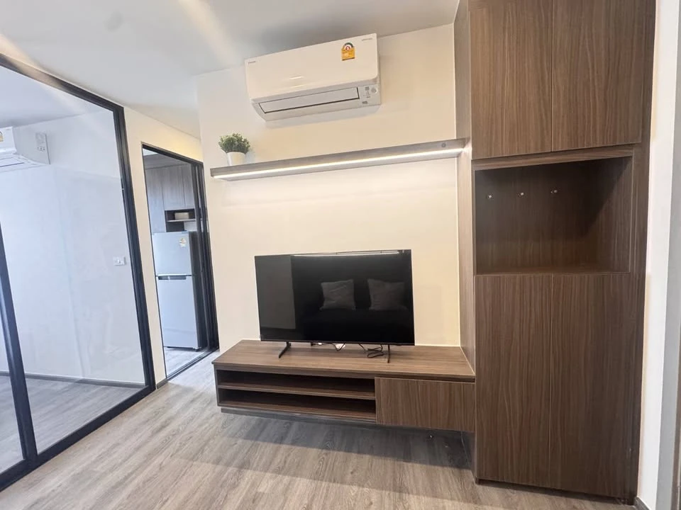 For rent: The Origin Ladprao-Bangkapi, a lovely room on the 15th floor, with a great view and convenient location. Don't miss out on this great deal!