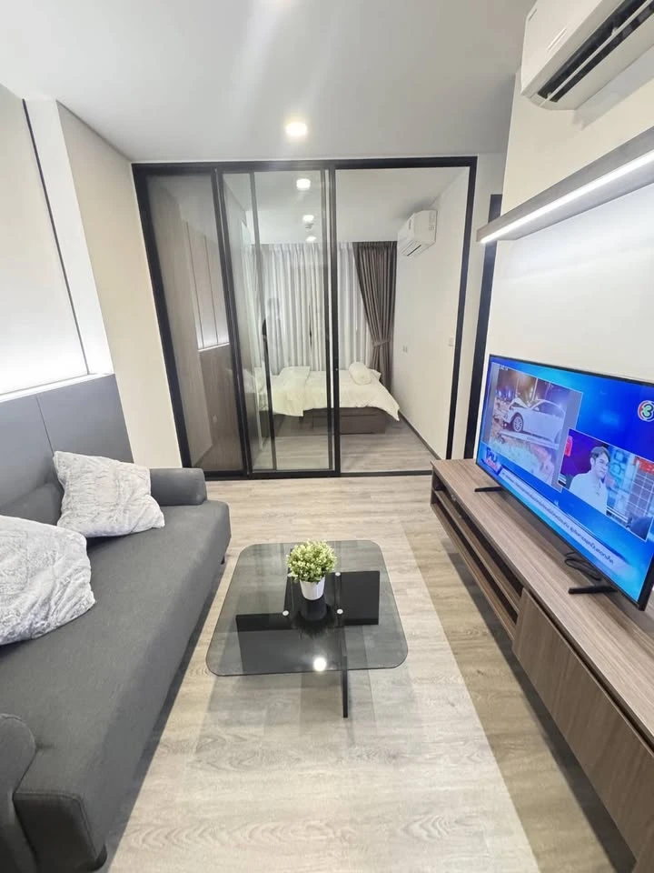 For rent: The Origin Ladprao-Bangkapi, a lovely room on the 15th floor, with a great view and convenient location. Don't miss out on this great deal!
